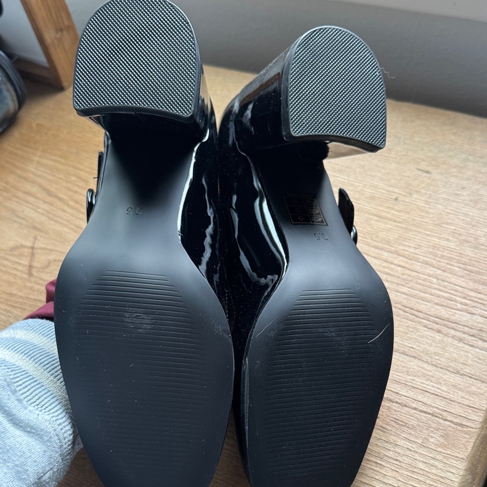 Dream pairs Elegant Black Mary Jane Heels size 9.5 - Picture 5 of 6
